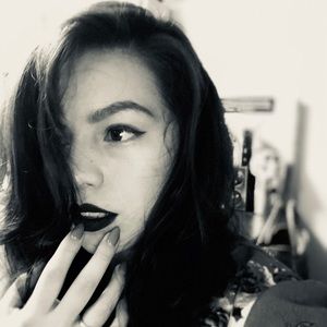 Meet your Posher, Paula